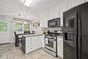 122 Brookhaven Ln, Canton, GA 30114 - Photo 9