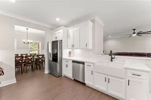 272 Cherry St, Cornelia, GA 30531 - Photo 11
