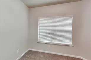 2891 Bayrose Cir, East Point, GA 30344 - Photo 15