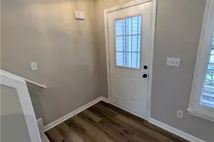 52 Devonshire Dr, Alpharetta, GA 30022 - Photo 3