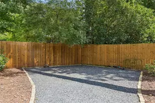 859 East Ave, Scottdale, GA 30079 - Photo 41