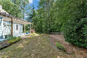 237 Dennis Dr, Alpharetta, GA 30009 - Photo 25