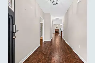 305 Victory Circle, Commerce, GA 30529 - Photo 3