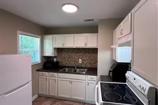 4315 Elkan Ave, Macon, GA 31206 - Photo 7