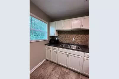 4315 Elkan Avenue, Macon, GA 31206 - Photo 9