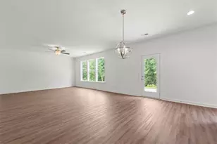 29 Edith Ct, Statham, GA 30666 - Photo 9