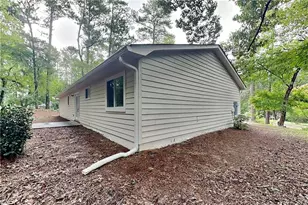 1402 Mountain Overlook Ct, Marietta, GA 30066 - Photo 15