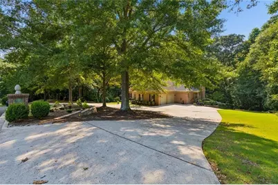 5720 Golf Club Drive, Braselton, GA 30517 - Photo 23