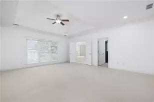 5468 Wentworth St, Sandy Springs, GA 30342 - Photo 5