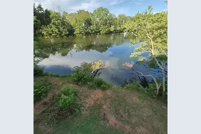 512 Bishop Court, Commerce, GA 30529 - Photo 31