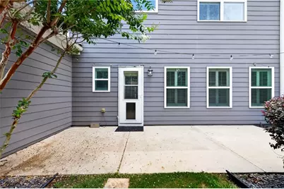 1596 Habershal Road NW, Atlanta, GA 30318 - Photo 35