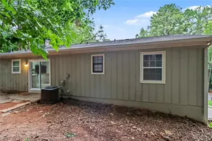 5487 Hall Cir, Union City, GA 30291 - Photo 17