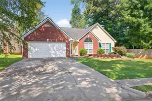 490 Sunnyside Dr, Lawrenceville, GA 30044 - Photo 3