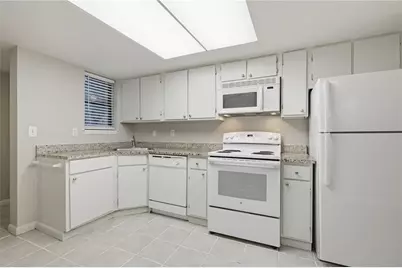 2183 Surrey Court SE, Marietta, GA 30067 - Photo 5