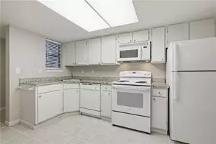 2183 Surrey Ct SE, Marietta, GA 30067 - Photo 5