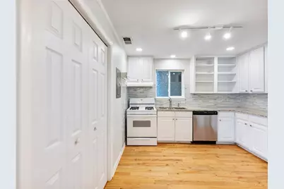346 Carpenter Drive #72, Atlanta, GA 30328 - Photo 11