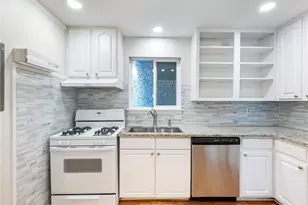 346 Carpenter Dr, Atlanta, GA 30328 - Photo 15