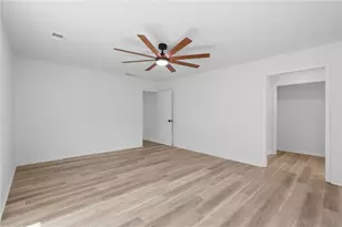 1490 Laurel Haven Ct, Lawrenceville, GA 30043 - Photo 21