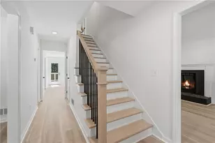 1490 Laurel Haven Ct, Lawrenceville, GA 30043 - Photo 3