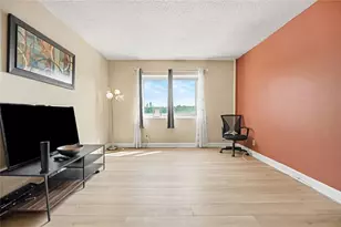 2285 Peachtree Rd NE, Atlanta, GA 30309 - Photo 5