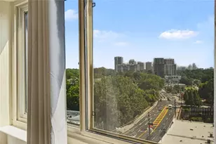2285 Peachtree Rd NE, Atlanta, GA 30309 - Photo 17