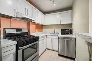 2285 Peachtree Rd NE, Atlanta, GA 30309 - Photo 21