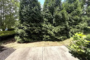 2160 Crestridge Trail NE, Atlanta, GA 30329 - Photo 33