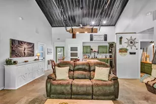 627 Johnstonville Rd, Barnesville, GA 30204 - Photo 17