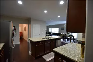 1805 Kingsbridge Ct, Suwanee, GA 30024 - Photo 9