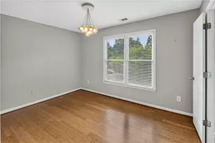 6010 Georgetown Park Dr, Norcross, GA 30071 - Photo 25