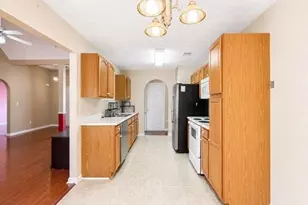 4662 Huff Park Ct, Snellville, GA 30039 - Photo 13