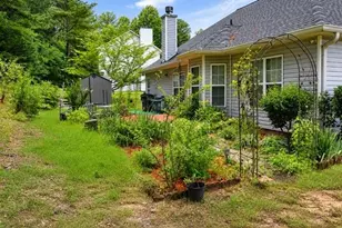 4662 Huff Park Ct, Snellville, GA 30039 - Photo 7