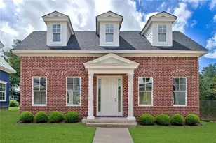 124 Morgan St, Senoia, GA 30276 - Photo 1
