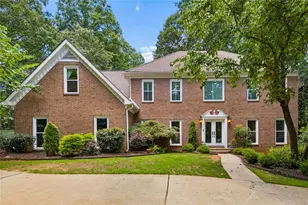 210 Willow Lk Cv, Roswell, GA 30075 - Photo 1