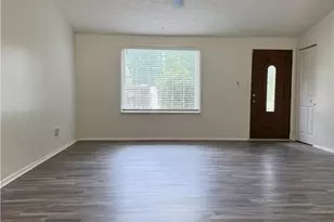 4003 Overland Trail, Snellville, GA 30039 - Photo 3