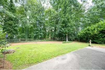 1656 Windcrest Drive SW, Marietta, GA 30064 - Photo 45