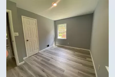 2830 Allegro Drive NW, Atlanta, GA 30318 - Photo 11