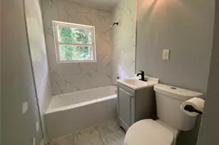 2830 Allegro Dr NW, Atlanta, GA 30318 - Photo 13