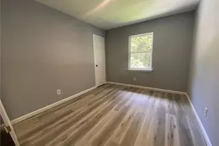 2830 Allegro Dr NW, Atlanta, GA 30318 - Photo 17