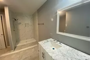 2830 Allegro Dr NW, Atlanta, GA 30318 - Photo 9