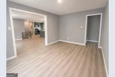2830 Allegro Drive NW, Atlanta, GA 30318 - Photo 5