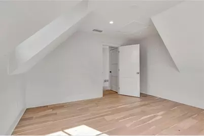 126 Morgan Street, Senoia, GA 30276 - Photo 21