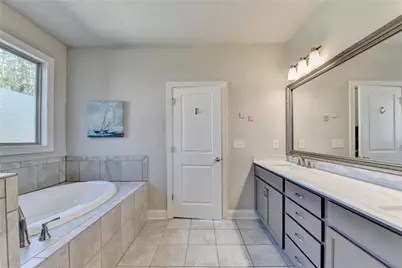 5198 Ashley Drive SW, Lilburn, GA 30047 - Photo 19