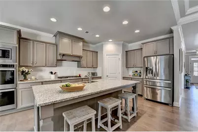 5198 Ashley Drive SW, Lilburn, GA 30047 - Photo 11