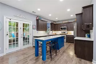 1075 S Bethany Creek Dr, Alpharetta, GA 30004 - Photo 9
