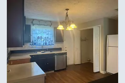 1131 Classic Trail #B, Monroe, GA 30655 - Photo 5
