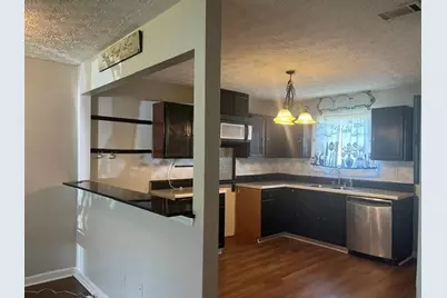 1131 Classic Trail #B, Monroe, GA 30655 - Photo 3