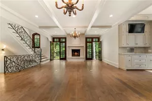 35 Valley Rd NW, Atlanta, GA 30305 - Photo 13