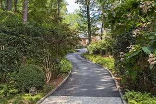 35 Valley Rd NW, Atlanta, GA 30305 - Photo 3