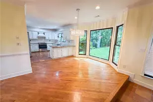 644 Laurel Wood Dr SW, Marietta, GA 30064 - Photo 11
